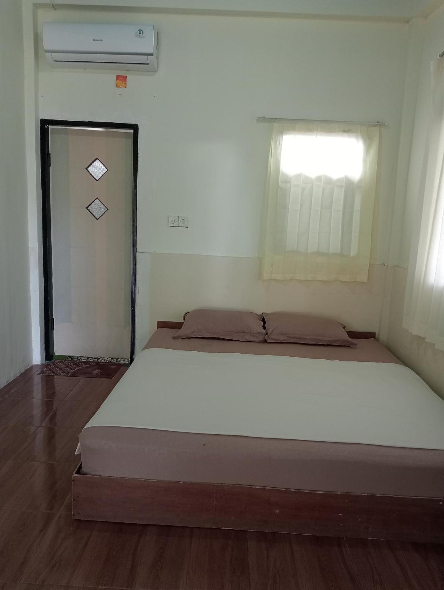 The Daun Puntik Homestay Pemenang Ngoại thất bức ảnh